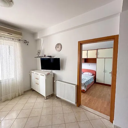 Luka Appartement *