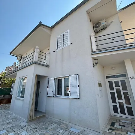 Luka Apartamento Trogir