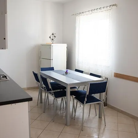 Luka Apartamento